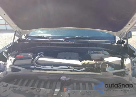 2022 Chevrolet Silverado 1500 4Wd Short Bed Custom z USA, uszkodzony, nr VIN 1GCPDBEK2NZ573218